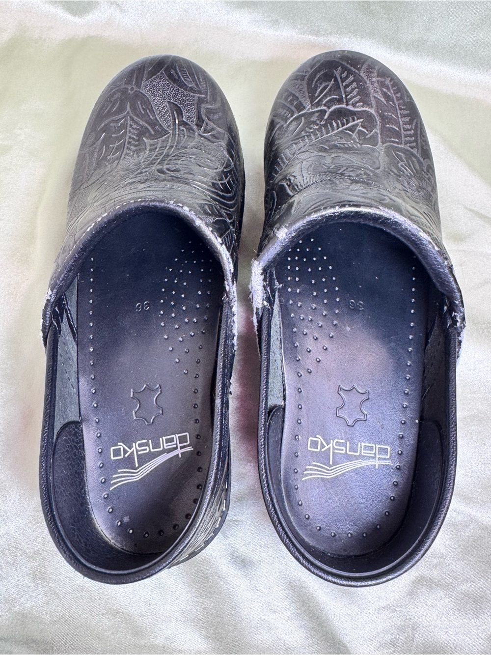Dansko Professional Embossed Leather Clogs Comfort Shoes Size 36 US 5.5-6 Womens - Picture 4 of 8